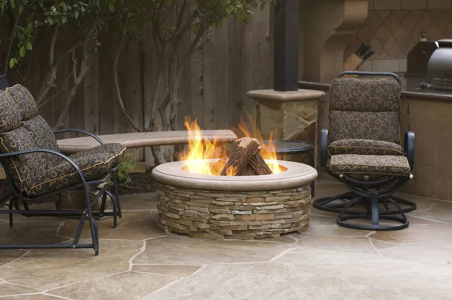American Fyre Designs Contractor's Model Fire Pit gas grill